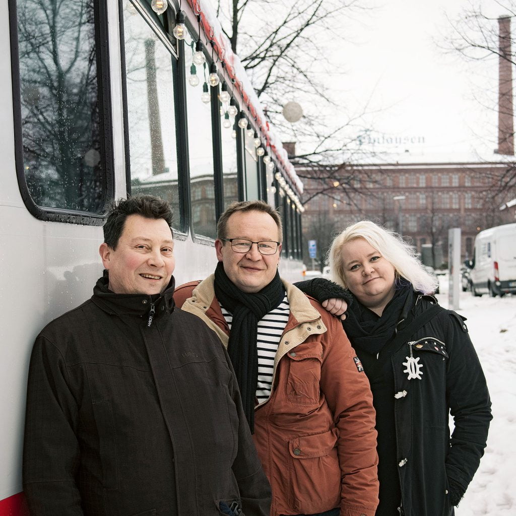 Jari Roslöf, Aki Moisio ja Marie Kuusinen ajavat jäsenten asioita Tampereen seudulla.