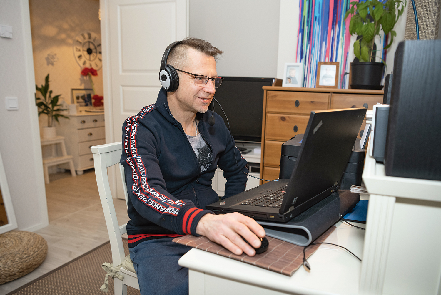 Jukka Uitto: ”Nettikamera päällä, teippi myös”