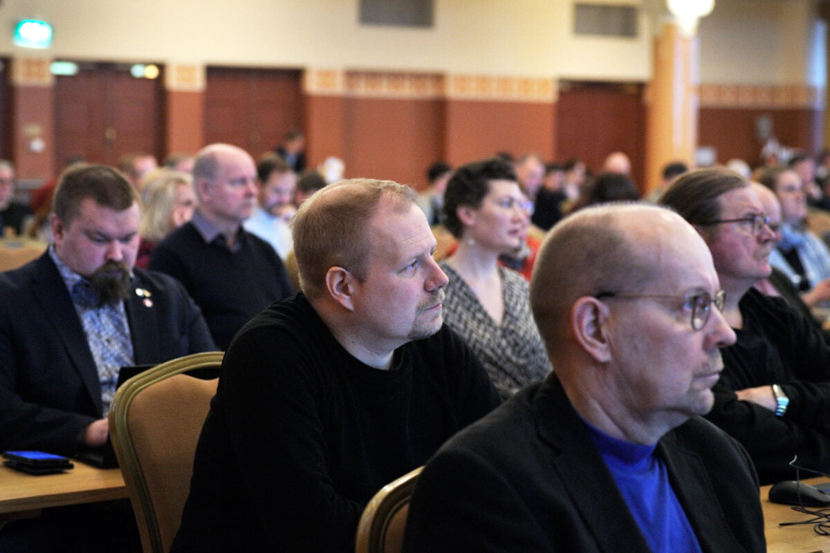Teollisuusliiton valtuuston syyskokous pidettiin Helsingissä 28.–29.11.2022 Paasitornissa Helsingissä.