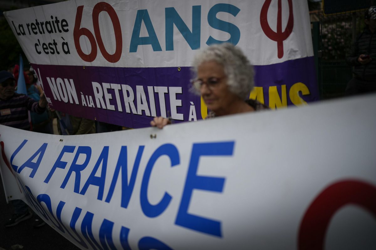 Ranskassa esitys eläkeiän nostamisesta 62 vuodesta 64 vuoteen synnytti pitkän ja laajan mielenosoitusten aallon.