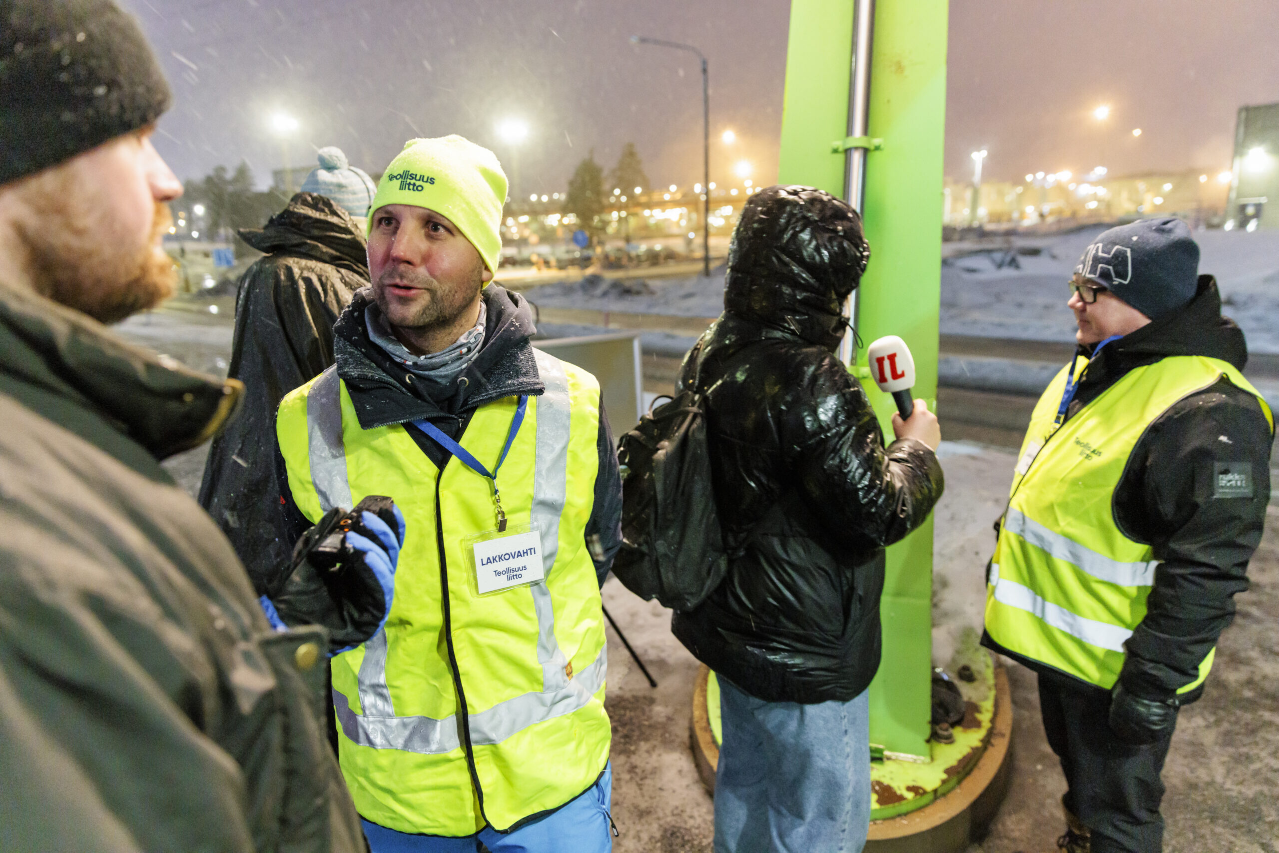 Lakossa Nesteen Porvoon Jalostamolla Paskat On Fiilikset Mutta 