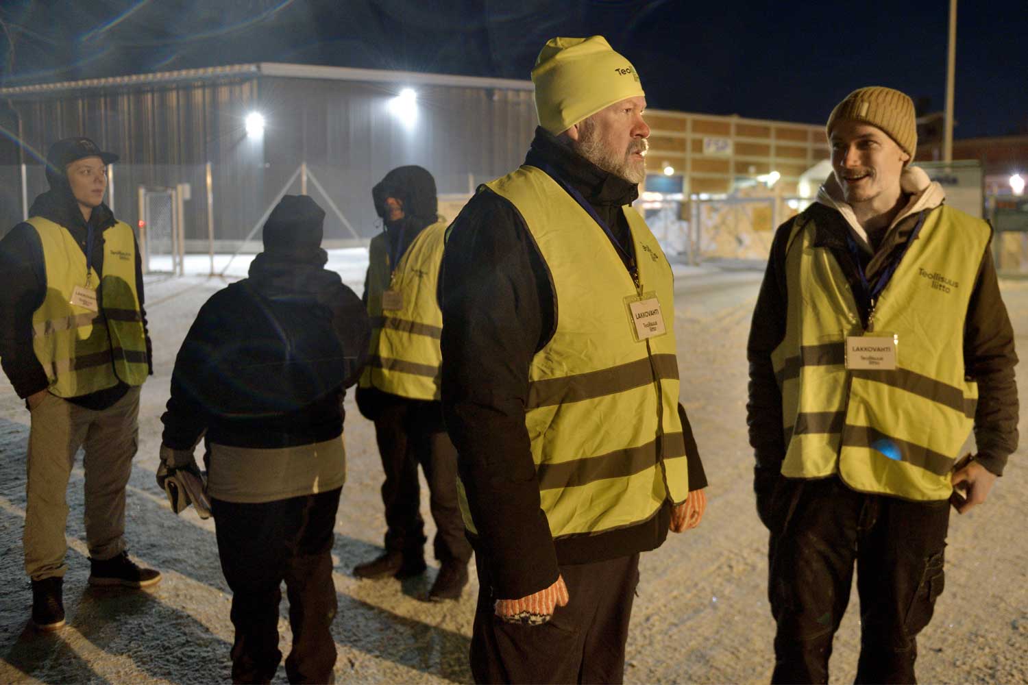 Lakossa Hämeenlinnan Logistic TKT Systemsilla ja Sisu Akseleilla: ”Ei Suomi pärjää ilman meitä työntekijöitä”